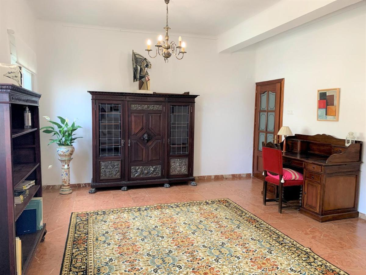 Wide And Traditional- 2Bd 1Bth- Gavidia Sevilla Exteriér fotografie