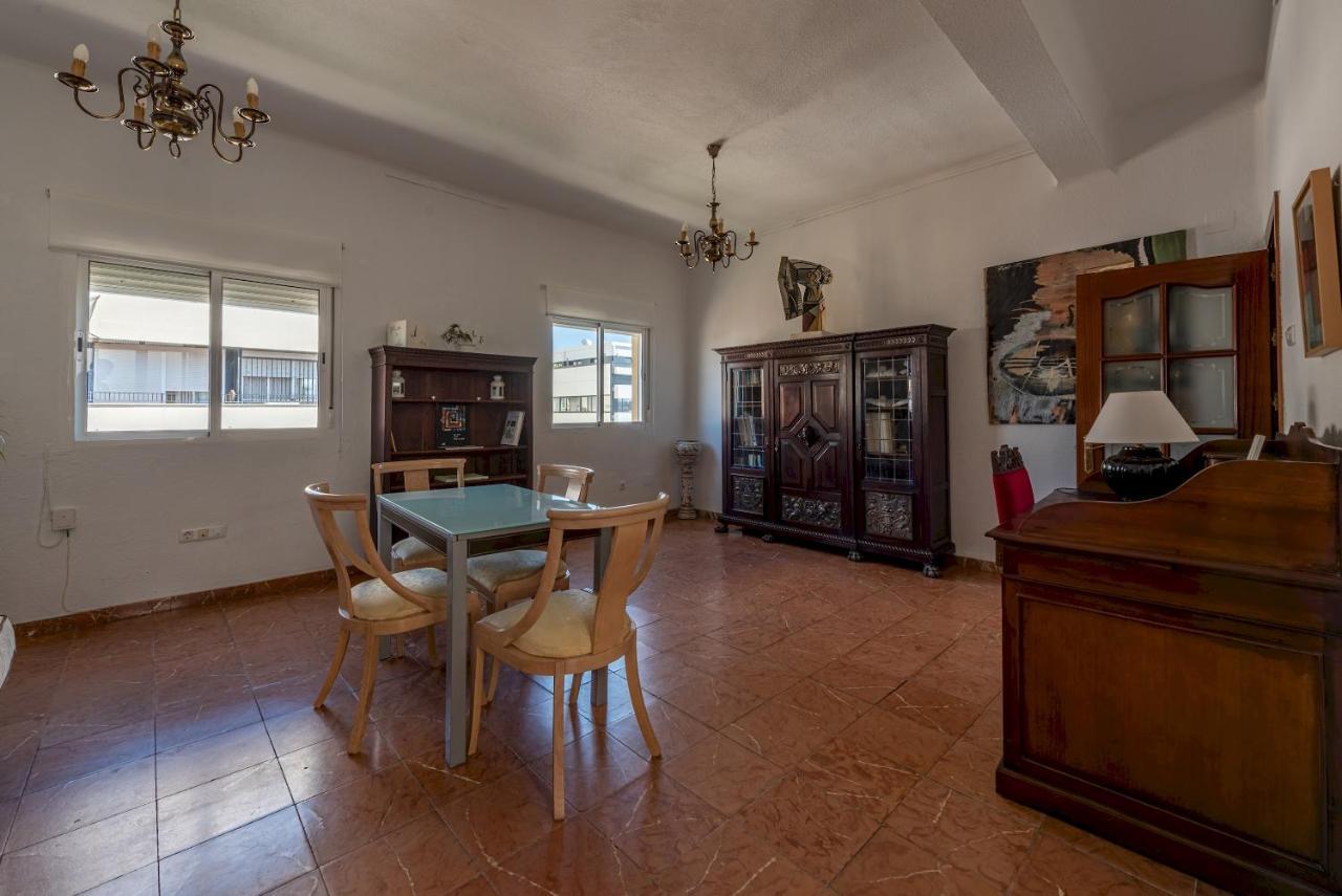 Wide And Traditional- 2Bd 1Bth- Gavidia Sevilla Exteriér fotografie